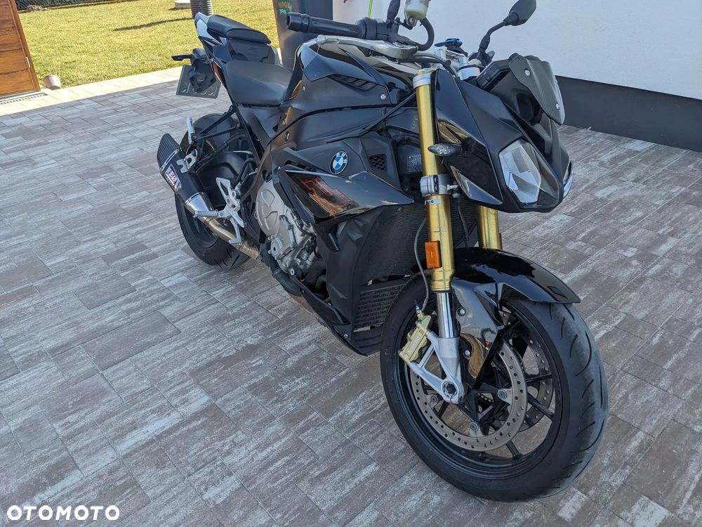 BMW S - 3