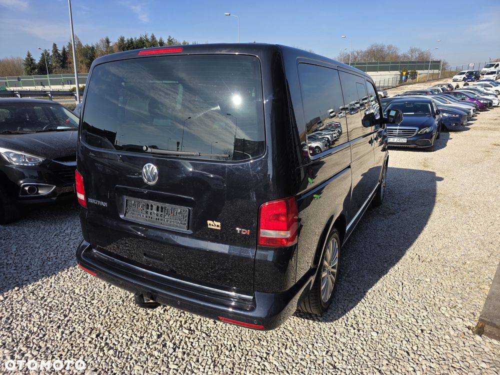Volkswagen Multivan - 7