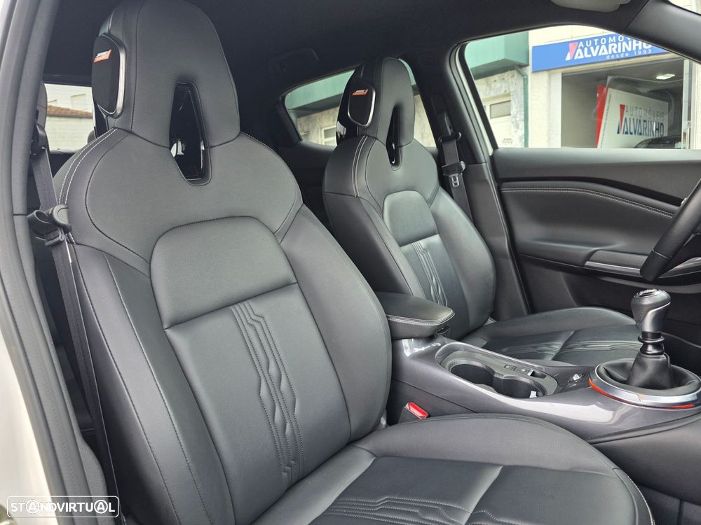 Nissan Juke 1.0 DIG-T Tekna Two Tone - 30