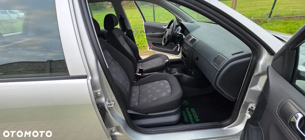 Skoda Fabia - 17