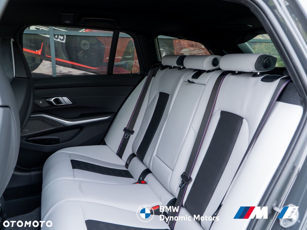 BMW M3 Competition M xDrive - 25