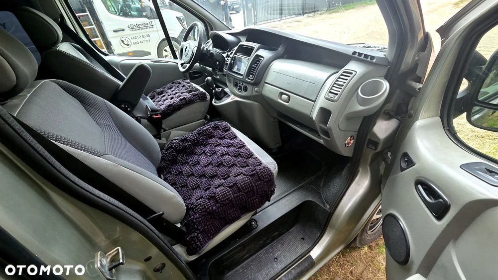 Opel Vivaro L2H1 2.9t - 12