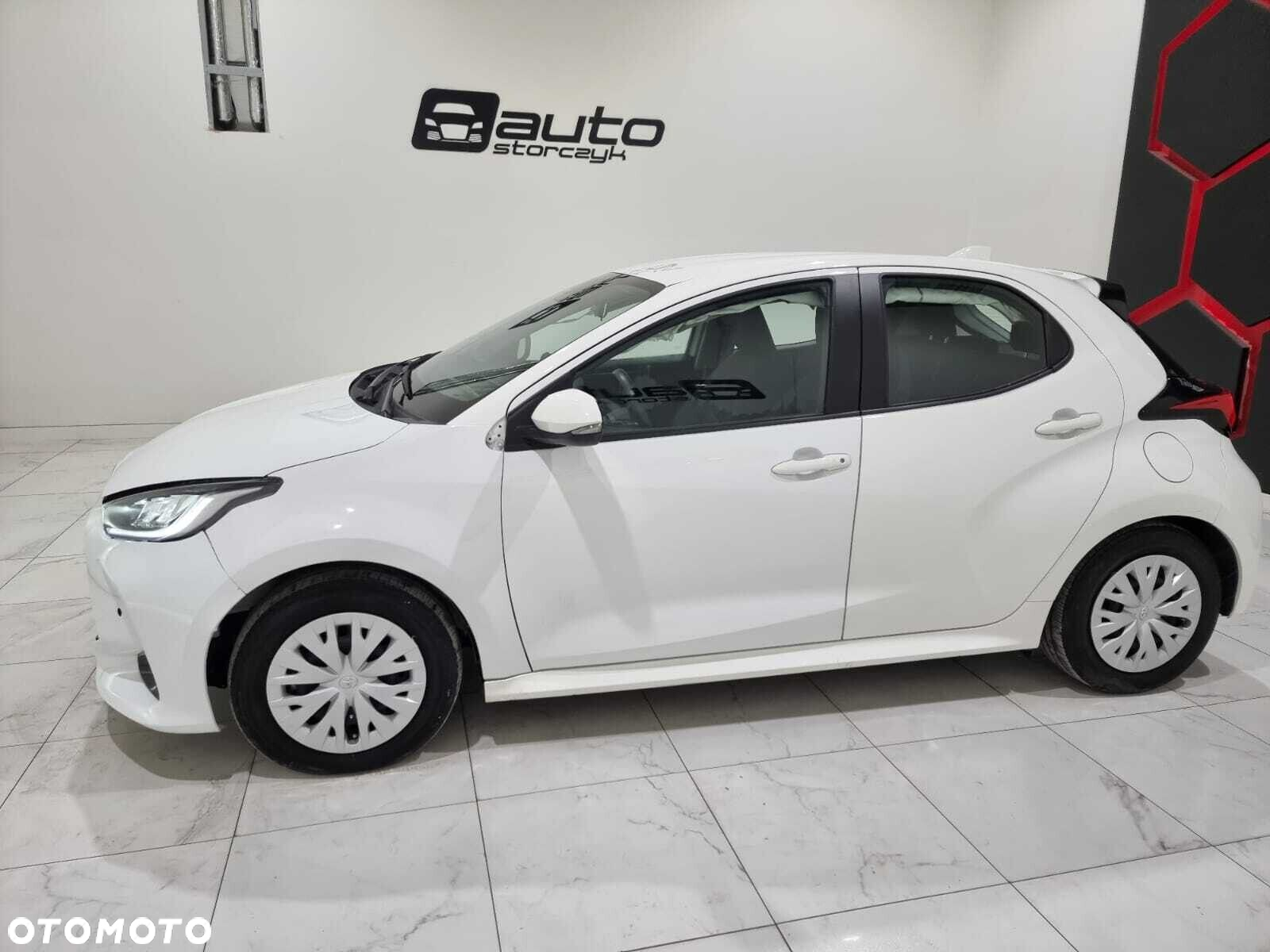 Toyota Yaris - 3