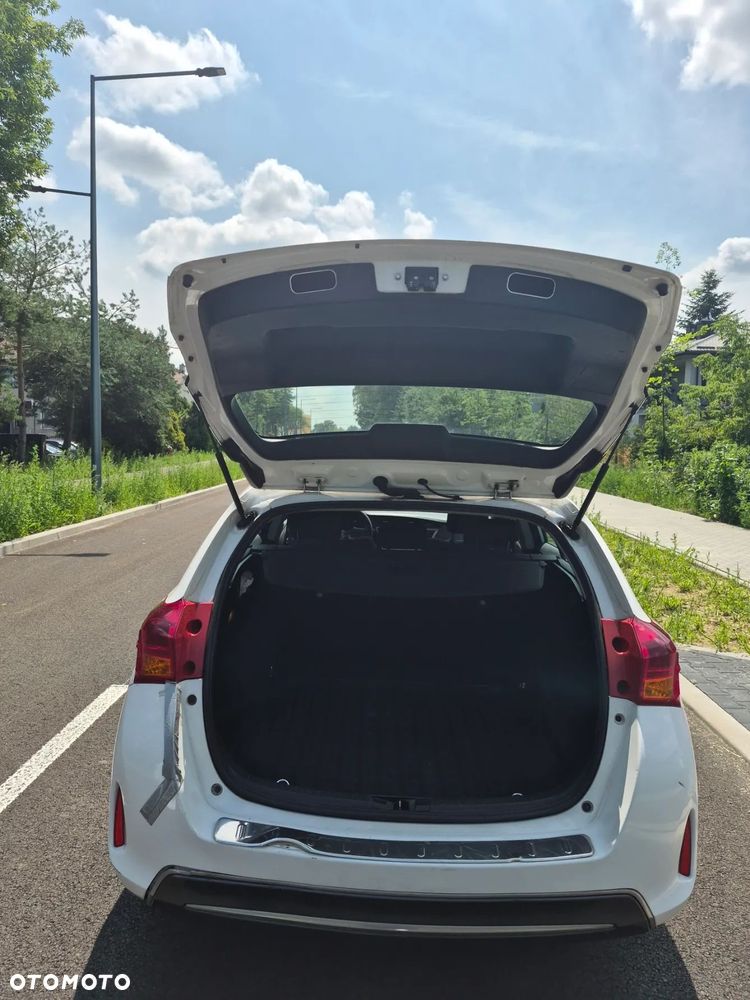 Toyota Auris - 6