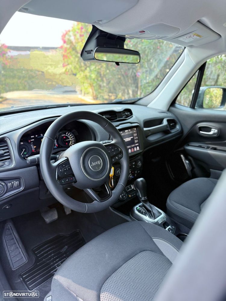 Jeep Renegade - 8