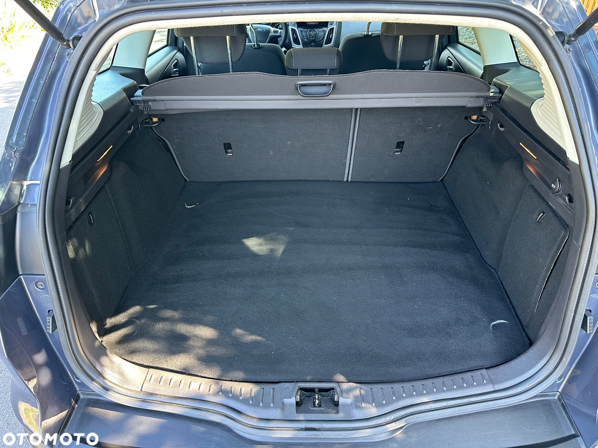 Ford Focus 1.6 SYNC Edition - 28