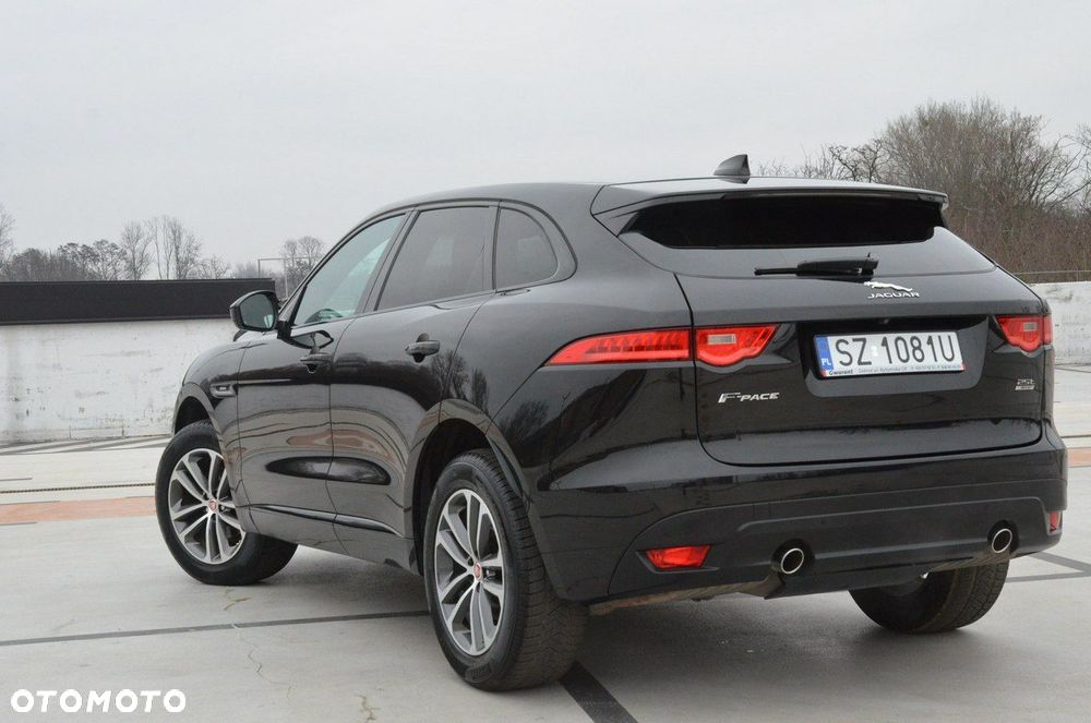 Jaguar F-Pace 2.0 i4P AWD R-Sport - 13