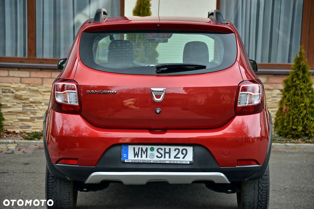 Dacia Sandero 0.9 TCe Laureate - 4