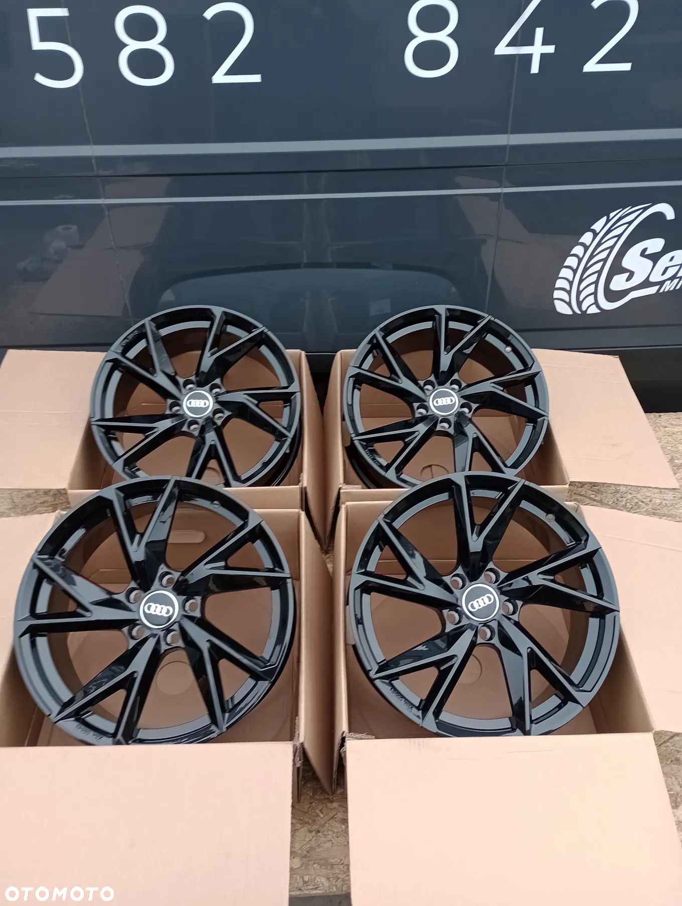 FELGI ALUMINIOWE NOWE 5x112 R18 8J ET35 66,6 AUDI A3 A4 A5 A6 A7 A8 Q2 Q3 Q5 TT - 1