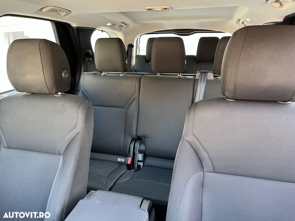 Land Rover Discovery 2.0 L TD4 HSE - 13