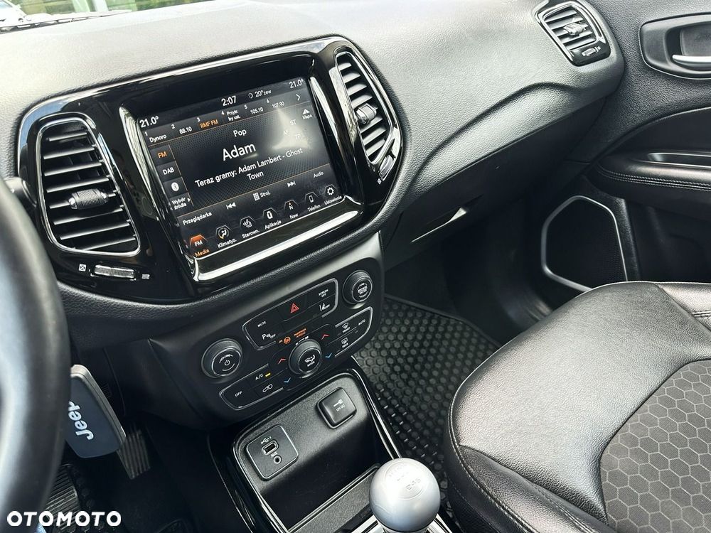 Jeep Compass 1.4 TMair Longitude FWD S&S - 24