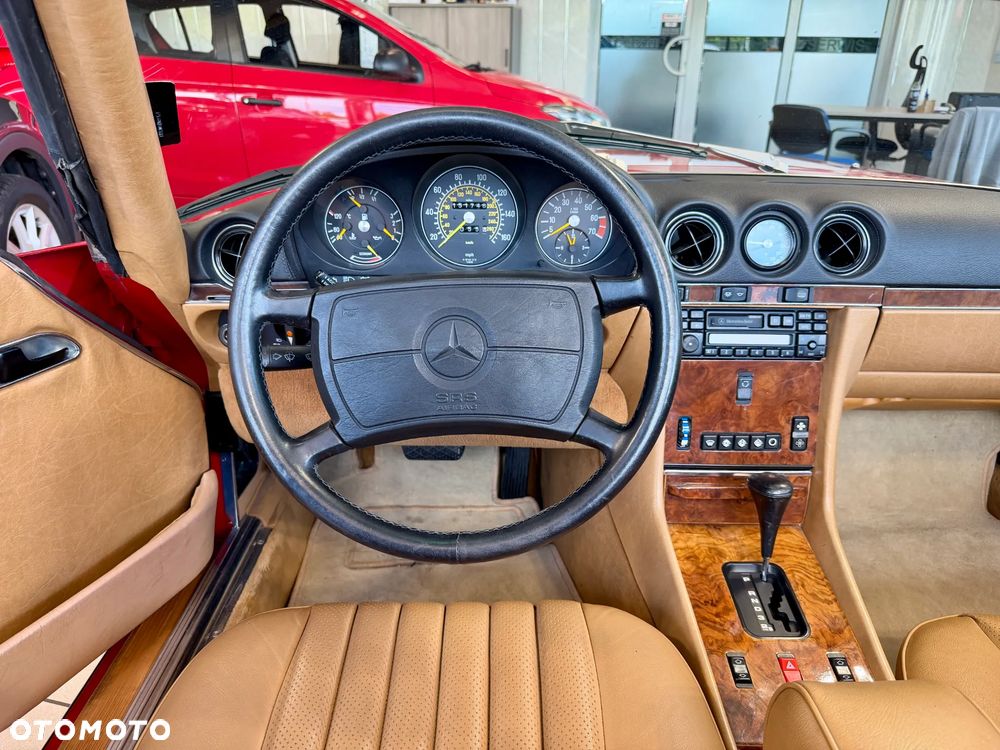 Mercedes-Benz SL - 13