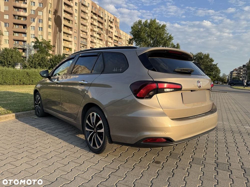 Fiat Tipo 1.4 T-Jet 16v Lounge EU6d - 4