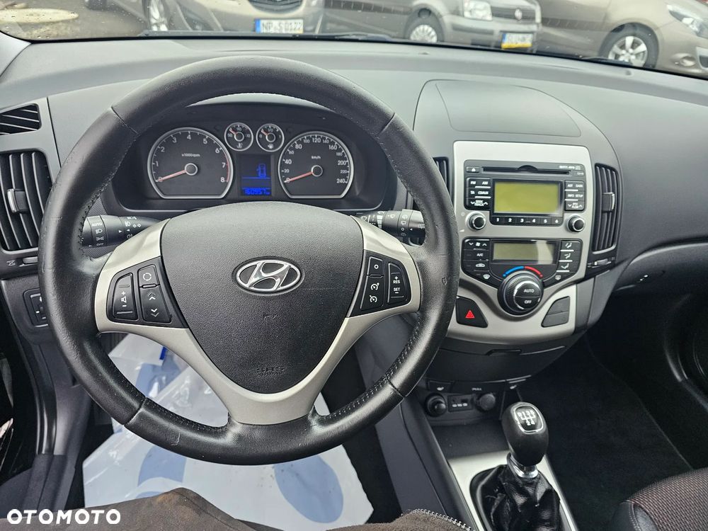 Hyundai i30 i30cw 1.4 Edition 20 - 22