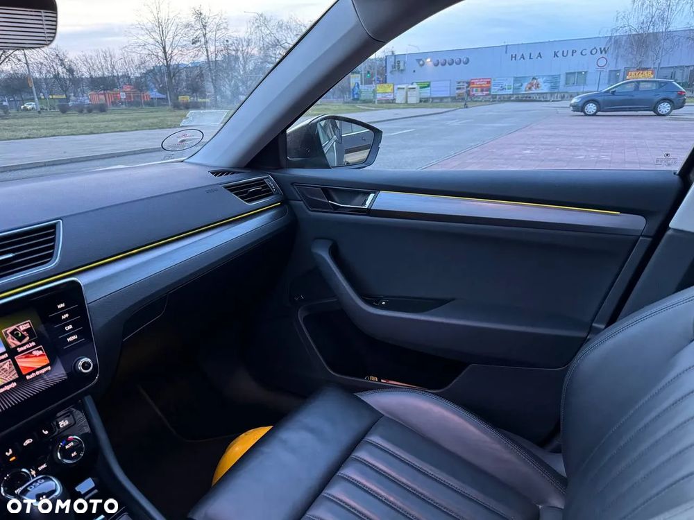 Skoda Superb 2.0 TDI SCR Active DSG - 14