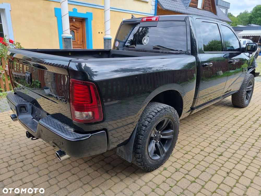 Dodge RAM 1500 5.7 4x4 - 6