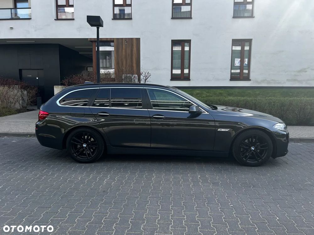 BMW Seria 5 520d Luxury Line - 4