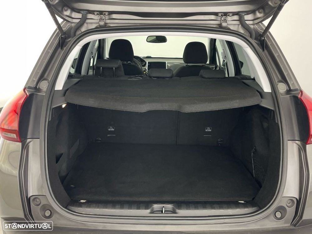 Peugeot 2008 1.6 BlueHDi Style - 13