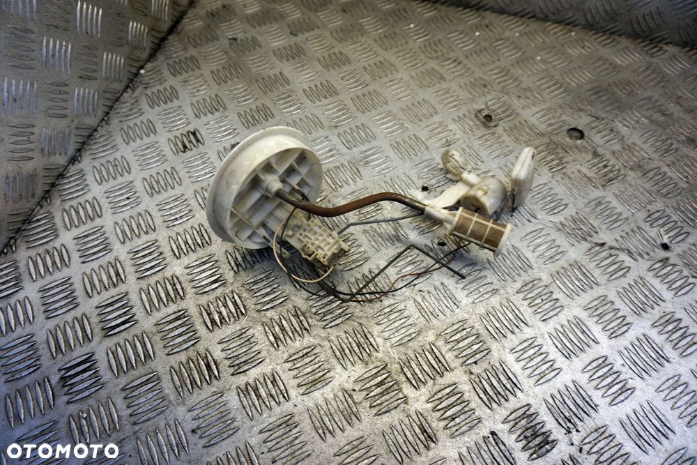 PŁYWAK 25060-8H800 X-TRAIL T30 I NISSAN 2001-2007 - 1