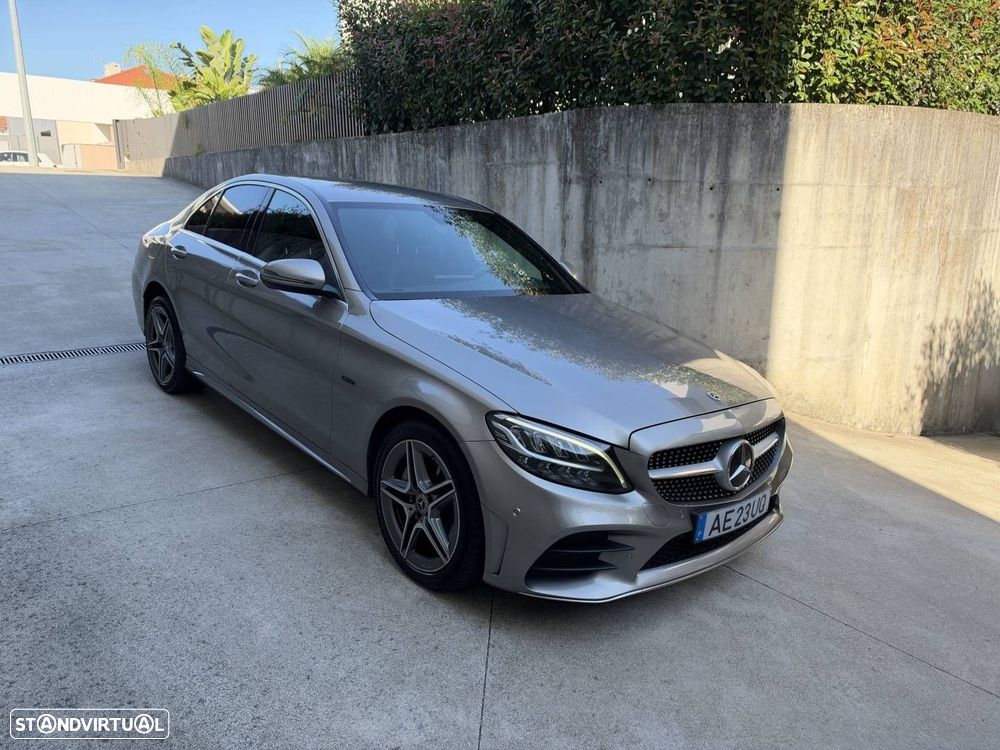 Mercedes-Benz C 300 de AMG Line - 3