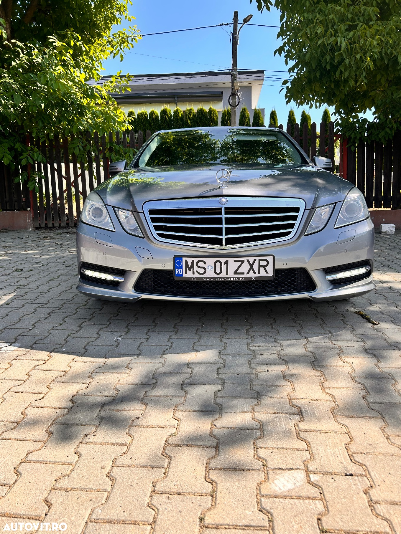 Mercedes-Benz E 220 CDI BlueEfficiency Aut. - 2