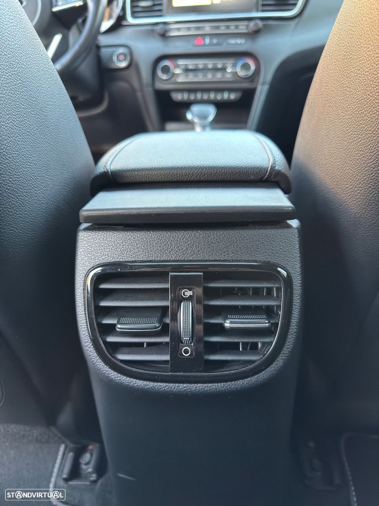 Kia Ceed 1.4 T-GDI TX+SRF 7DCT - 34