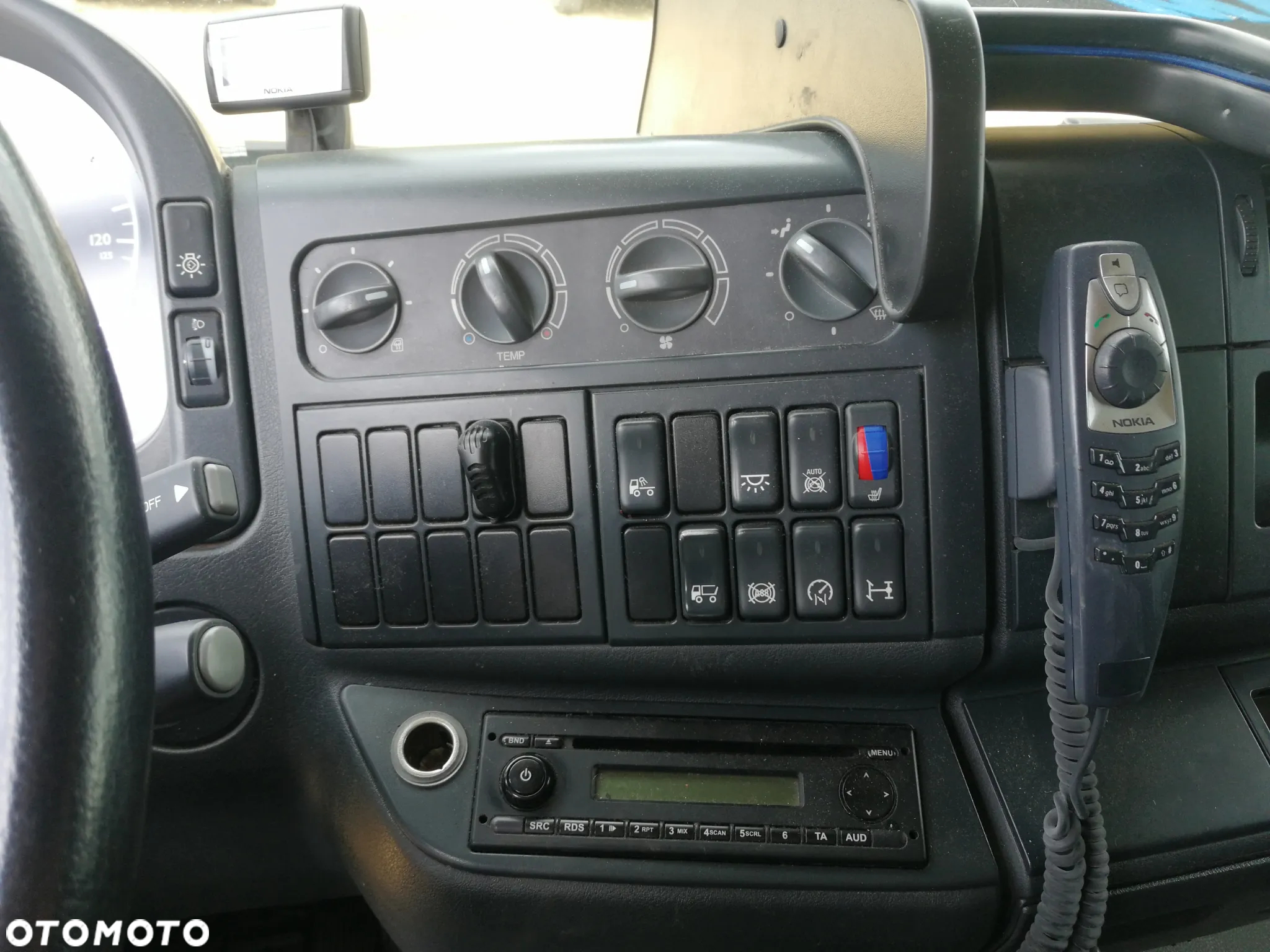 MAN TGL 8.180 4X2 BL - 12