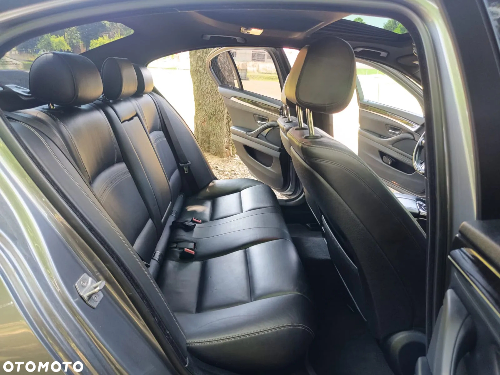 BMW Seria 5 535i xDrive - 15