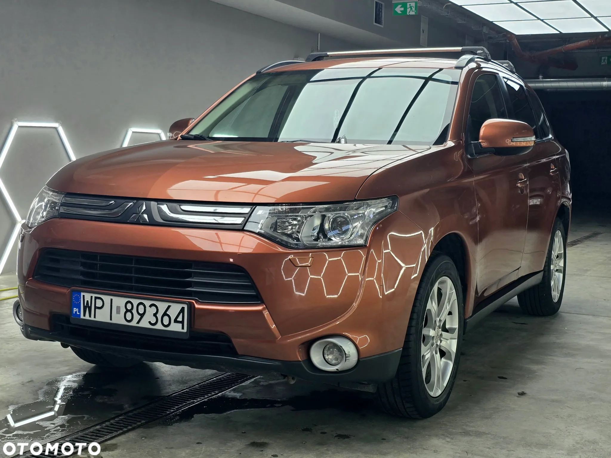 Mitsubishi Outlander 2.2 DID Intense + - 1