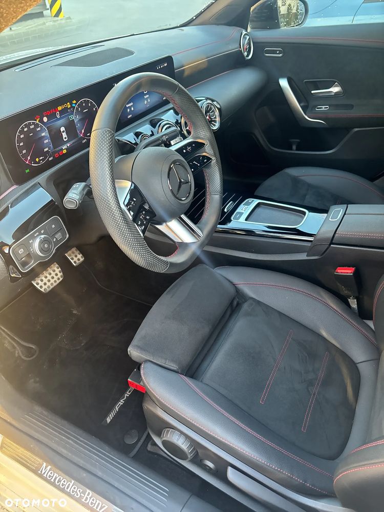 Mercedes-Benz CLA 220 AMG Line 7G-DCT - 6