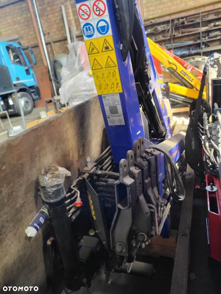 HDS PM 4024 Nowy Ferrari 531 A 3 plus 1 Iveco Nissan Renault Mercedes Palfinger Hiab - 3