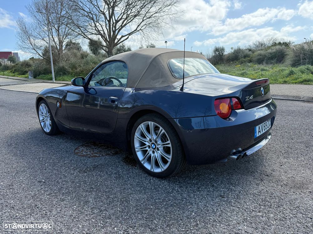 BMW Z4 2.2i - 10