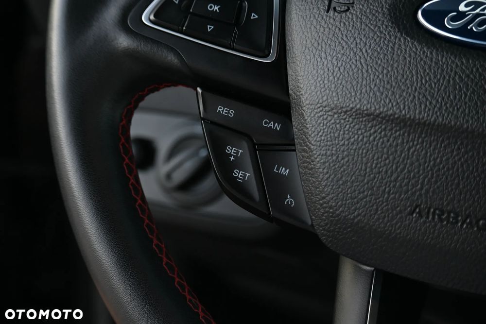 Ford Kuga 1.5 EcoBoost 4x4 ST-Line - 35