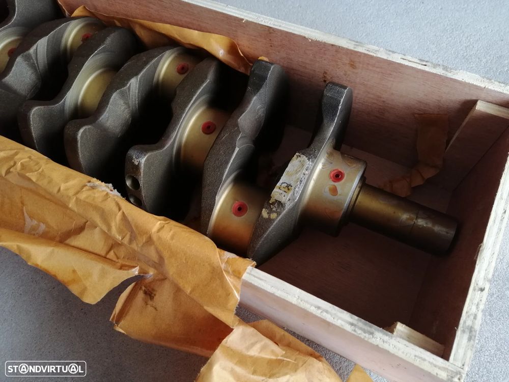 Cambota do motor Toyota Dyna 250 3B 11B 13B - 4