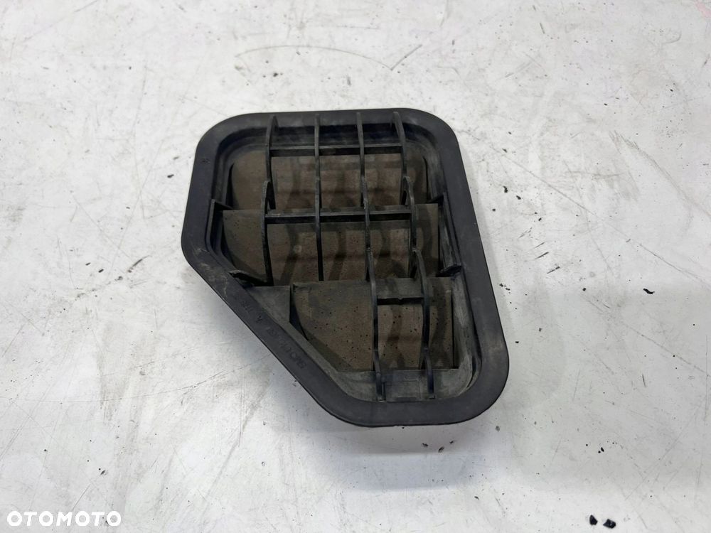 KRATKA POWIETRZA WENTYLACYJNA TYŁ VW TIGUAN 5M0819466A - 3