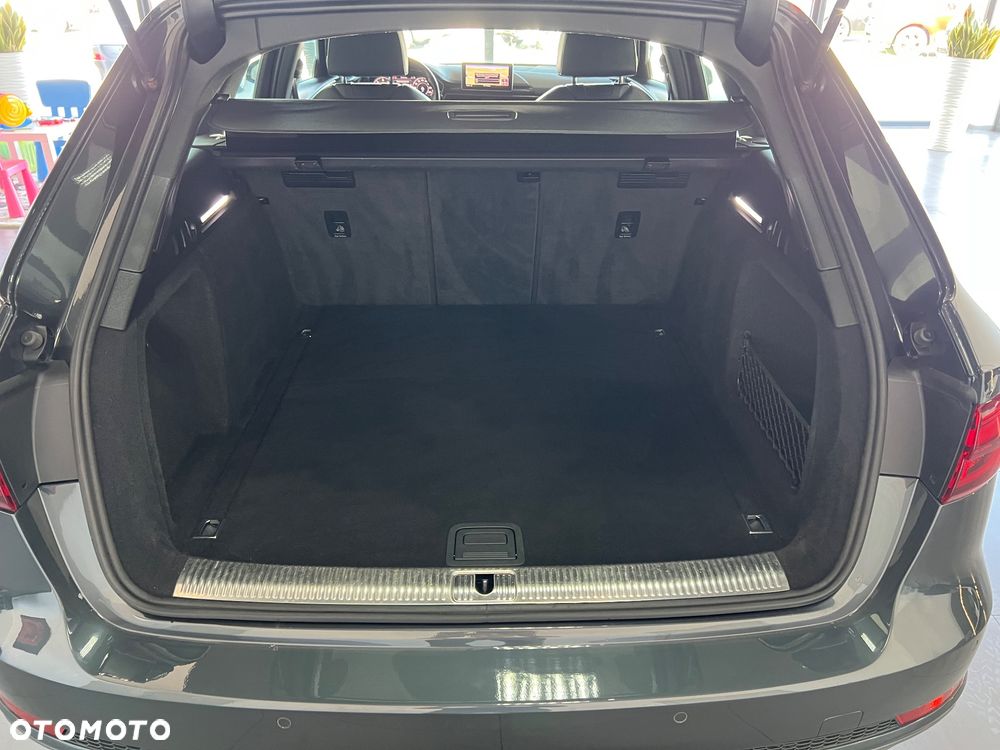 Audi A4 Avant - 29