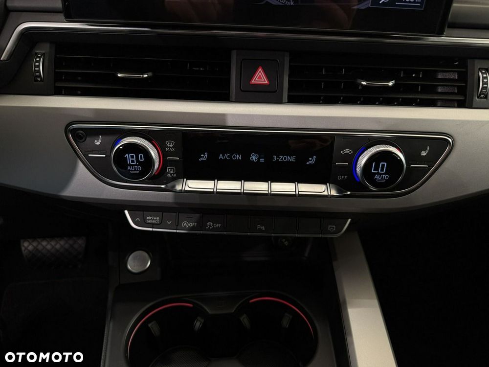 Audi A4 Limousine - 26