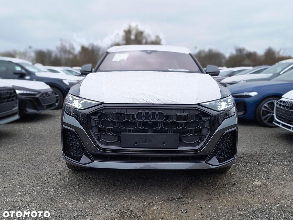 Audi Q8 - 2
