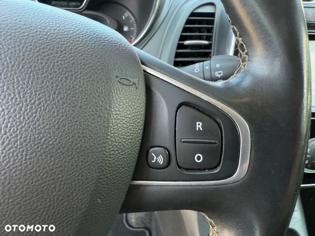 Renault Captur - 16