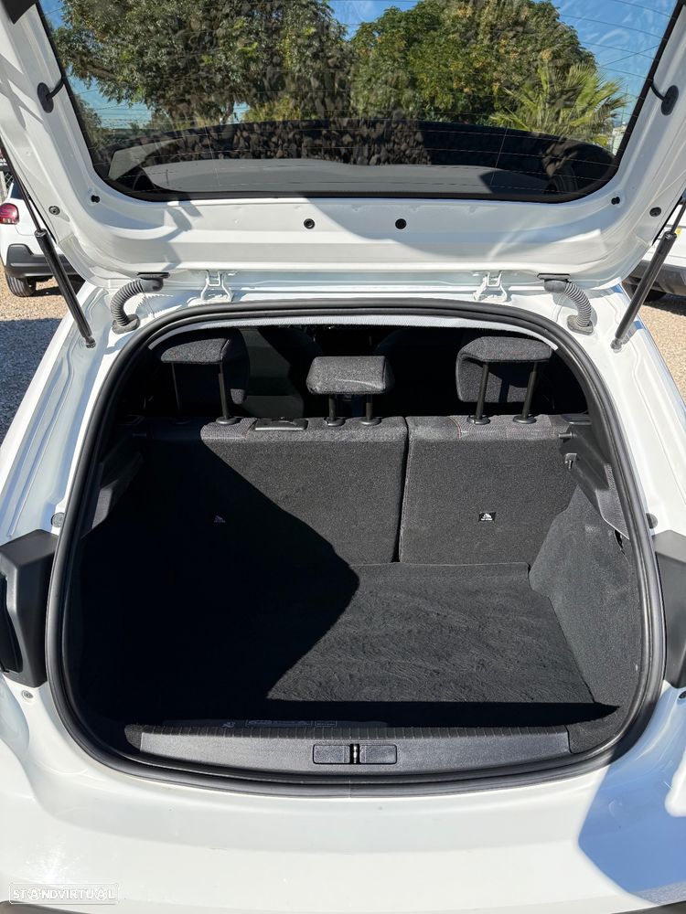 Peugeot 208 1.2 PureTech Active Pack - 21