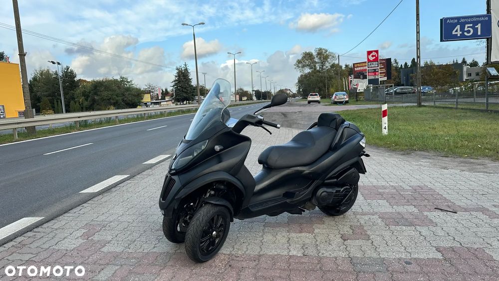 Piaggio MP-3 - 3