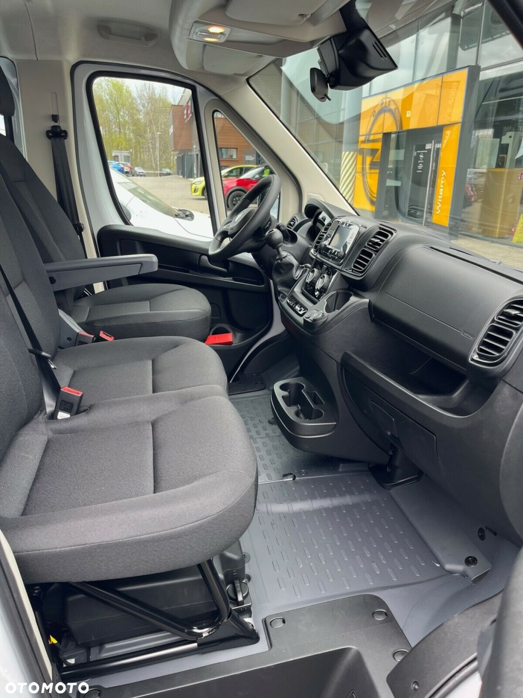 Opel movano Movano Załogowe ze skrzynią L3 2.2 Diesel 140KM MT6 - 8