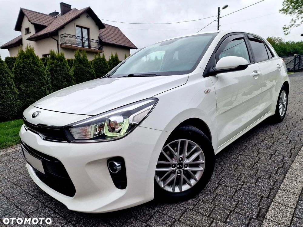 Kia Rio 1.4 L - 34