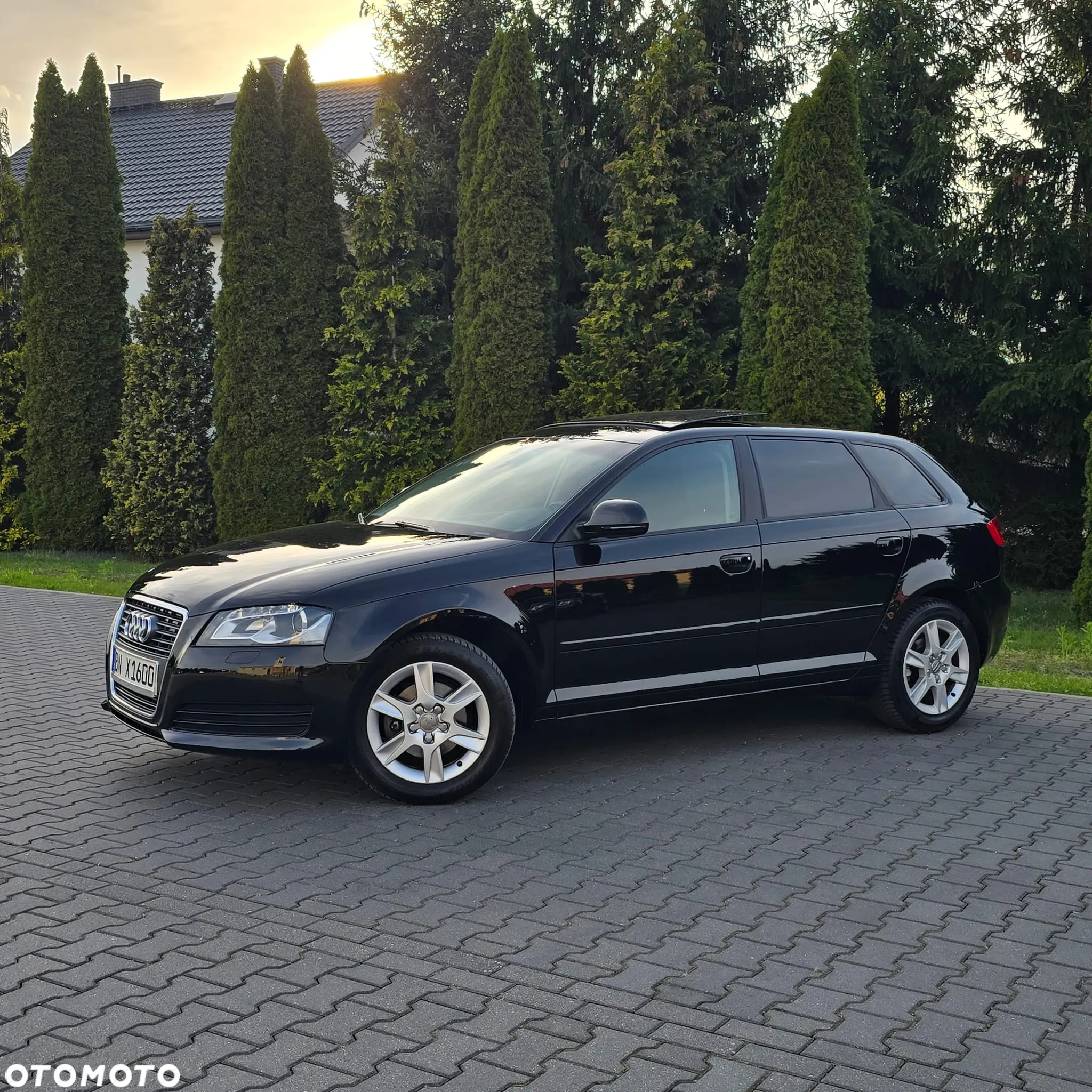 Audi A3 1.9 TDI Sportback S line Sportpaket plus - 4