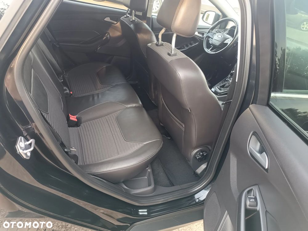 Ford Focus 1.6 TDCi DPF Start-Stopp-System Titanium - 26