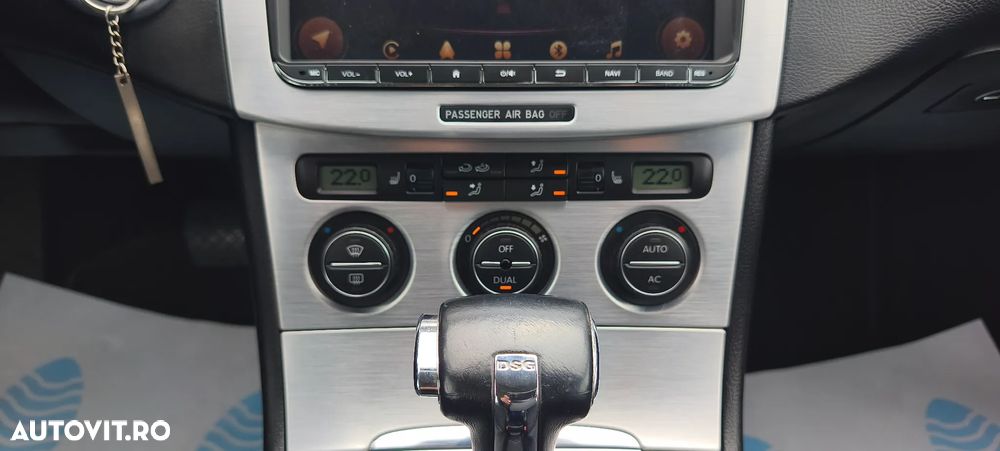 Volkswagen Passat 2.0 TDI DPF DSG Highline - 24