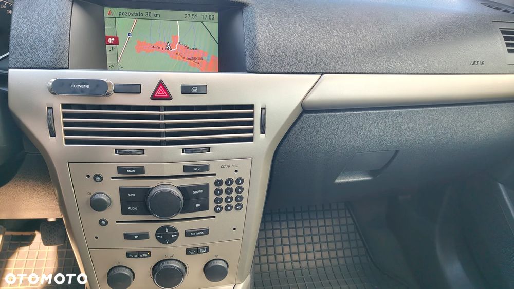 Opel Astra 1.9 CDTI DPF NAVI - 7