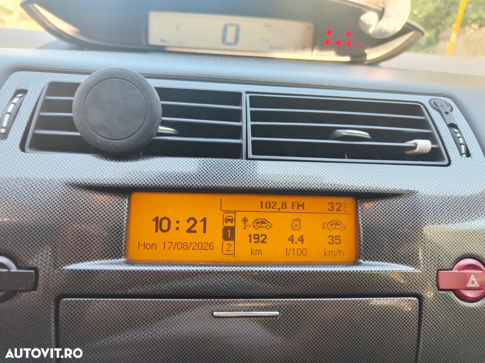 Citroën C4 - 12
