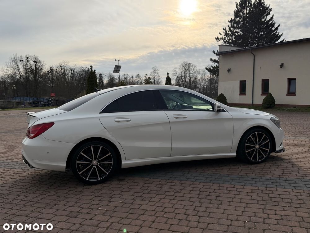 Mercedes-Benz CLA 220 d 7G-DCT AMG Line - 21