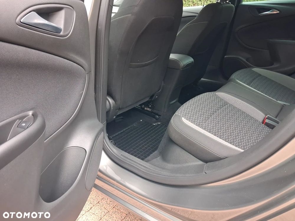 Opel Astra - 27